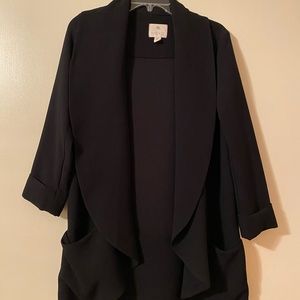 Flowy black blazer